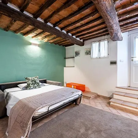 Appartamento 35 Nel Centro Storico Di In The Historic Center Of