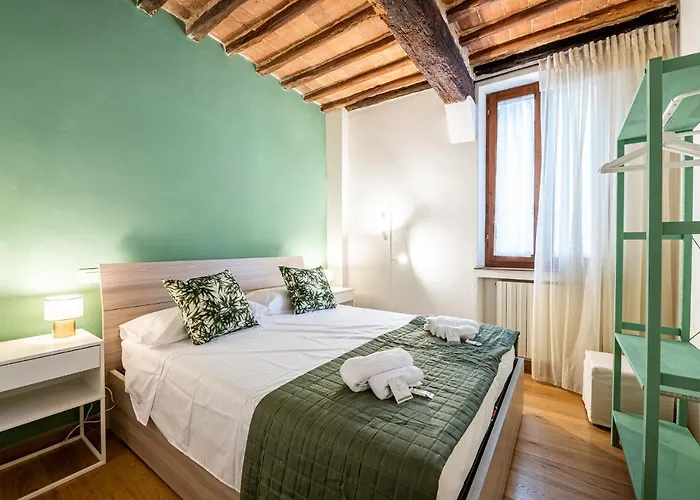 35 Nel Centro Storico Di In The Historic Center Of